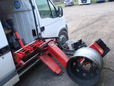 Mobilny Serwis Opon-TIR-Ciężarowe. D-M Opony i Serwis